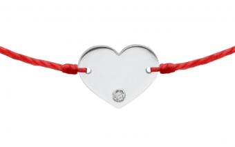 Gold and diamond charm jewel on heart pattern - RedLine