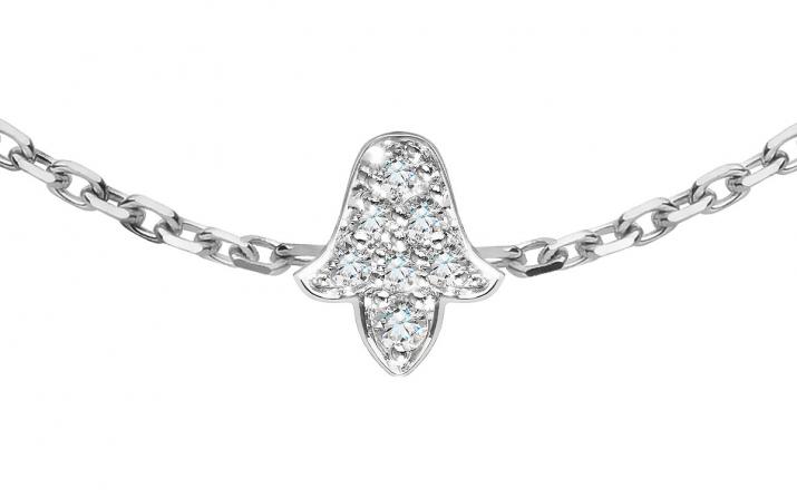 Gold and diamond charm jewel on heart pattern - RedLine - Redline