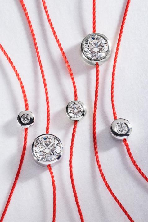 String Bracelet For Women with 0.10ct Round Diamond in White Gold Bezel Setting - Redline - 0++