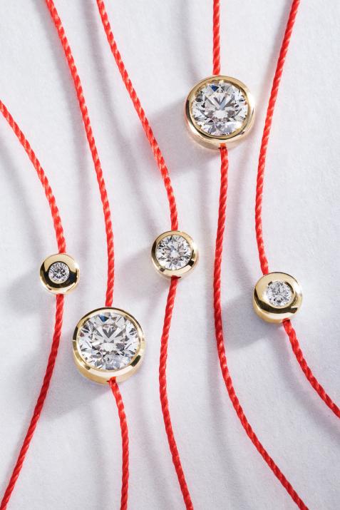 String Bracelet with 0.40ct Round Diamond in Yellow Gold Bezel Setting - Redline - 0++