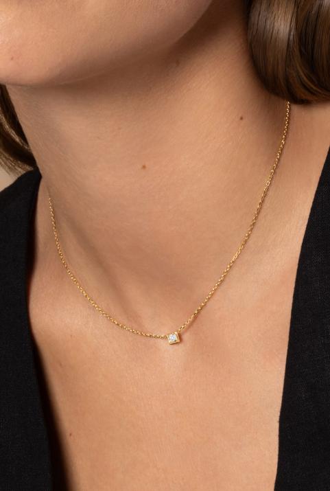 Chain Necklace For Women with 0.10ct Round Diamond in Yellow Gold Square Setting - Redline - 0++