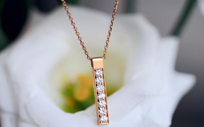 Chain Necklace For Women with 0.42ct Round Diamond in Yellow Gold Pavé Setting - Redline - 0++