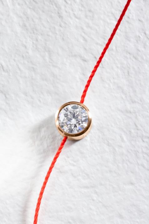 String Bracelet with 0.40ct Round Diamond in Rose Gold Bezel Setting - Redline - 0++