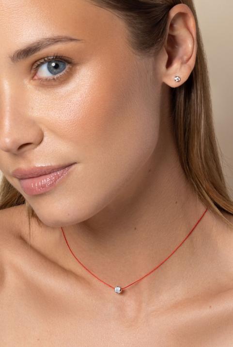 String Necklace with 0.30ct Round Diamond in White Gold Bezel Setting - Redline - 0++