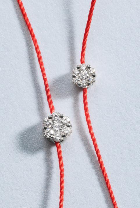 String Bracelet For Women with 0.05ct Round Diamond in Black Gold Cluster Setting - Redline - 0++
