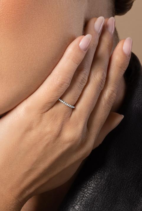 Bangle Ring with 0.346ct Round Diamond in Black Gold Prong Setting - Redline - 0++