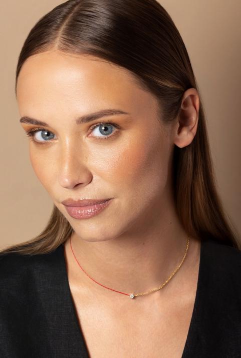 String-Chain Necklace with 0.05ct Round Diamond in Yellow Gold Cluster Setting - Redline - 0++