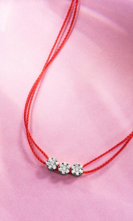 String Bracelet For Women with 0.15ct Round Diamond in Black Gold Cluster Setting - Redline - 0++