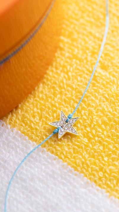 String Bracelet For Women with 0.058ct Star Diamond in Yellow Gold Pavé Setting - Redline - 0++