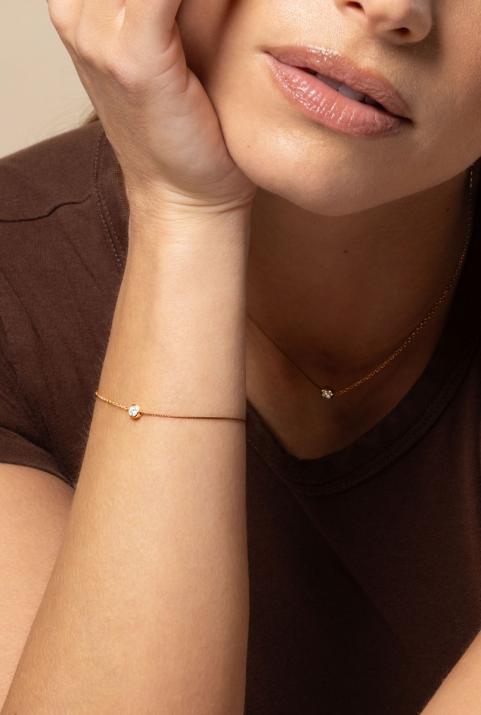 String-Chain Bracelet For Women with 0.10ct Round Diamond in Rose Gold Bezel Setting - Redline - 0++