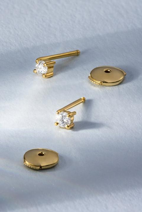 Earrings with 0.16ct Round Diamond in Yellow Gold Prong Setting - Redline - 0++