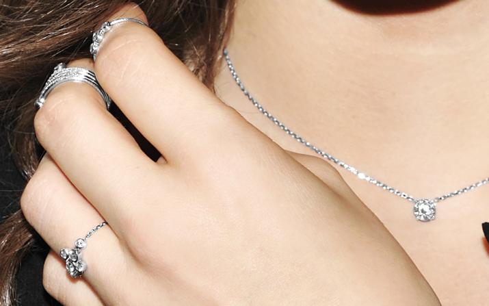 Chain Necklace For Women with 0.08ct Round Diamond in Rose Gold Prong Setting - Redline - 0++
