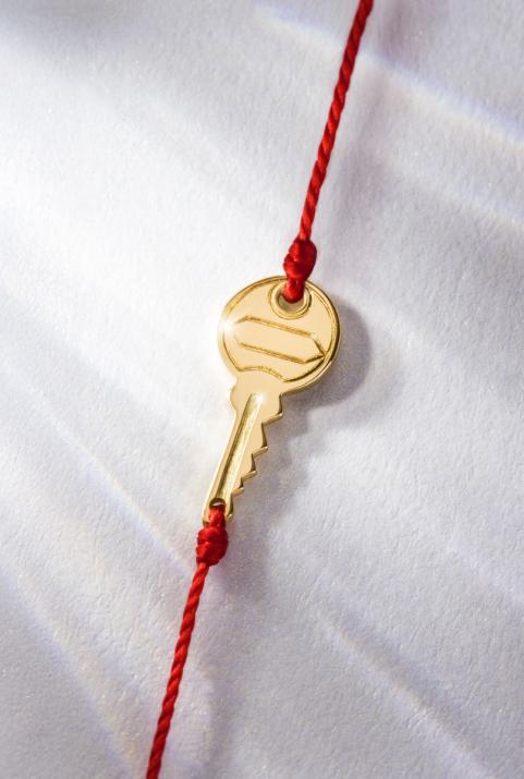 String Bracelet For Women with 0.085ct Round Diamond in Yellow Gold Pavé Setting - Redline - 0++