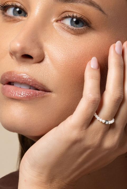 String Ring with 0.05ct Round Diamond in Black Gold Bezel Setting - Redline - 0++