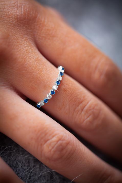 Marilyn Colored Saphir Ring White Gold - Redline - 0++