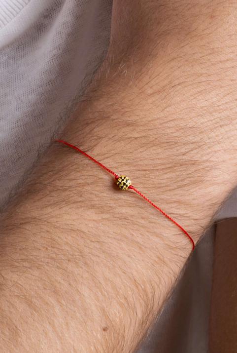 Men’s thread bracelet in 18K yellow gold with a bead set with 0.21-carat black diamonds - Redline - 0++
