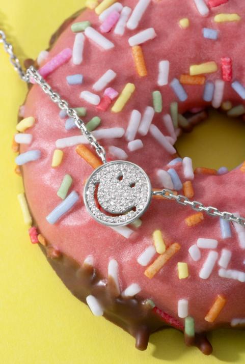 White gold chain bracelet with diamond-paved smiley - Redline - 0++