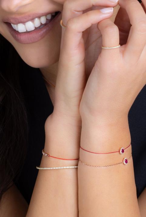 String Bracelet For Women with 0.06ct Oval Diamond and Rubis in Rose Gold Prong Setting - Redline - 0++