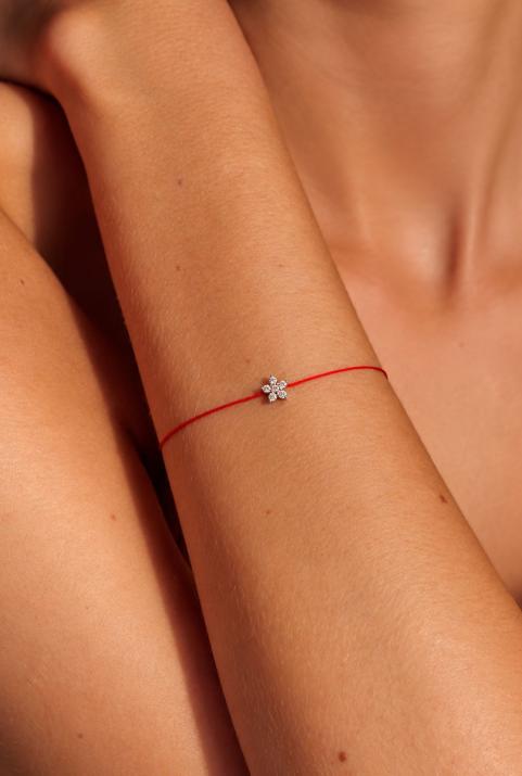 String Bracelet For Women with 0.09ct Round Diamond in White Gold Prong Setting - Redline - 0++