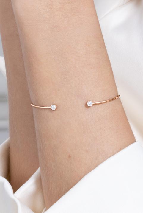 Bangle Bracelet with 0.20ct Round Diamond in Rose Gold Cluster Setting - Redline - 0++