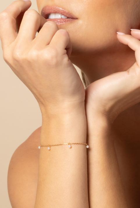 Milakoya 5 pearls bracelet on a yellow gold chain  - Redline - 0++