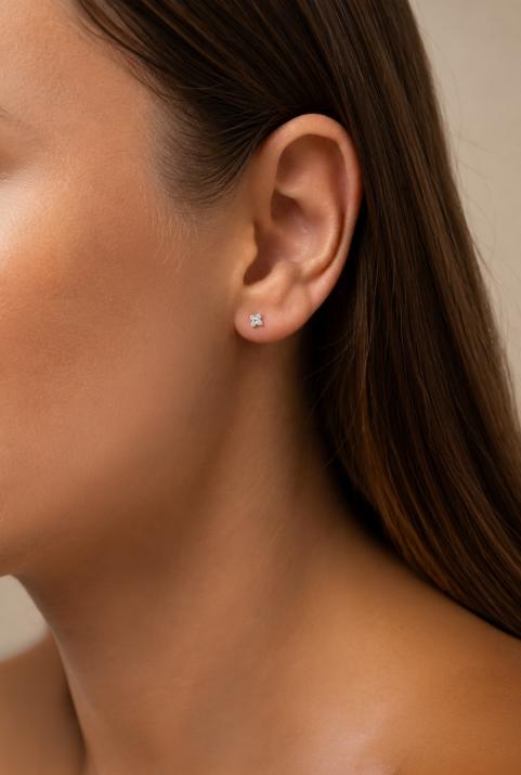 Shiny earrings in White Gold - Redline - 0++