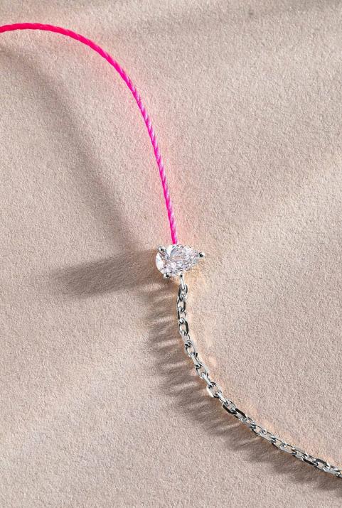 String-Chain Bracelet For Women with 0.10ct Pear Diamond in White Gold Prong Setting - Redline - 0++