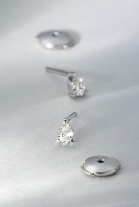 Altesse earrings in White Gold - Redline - 0++