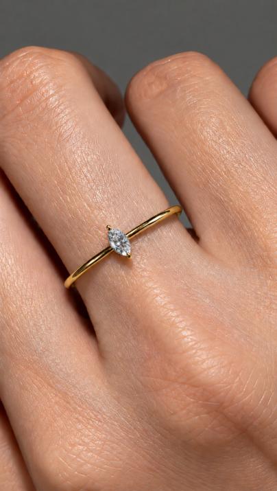 Majesté Band Ring Yellow Gold - Redline - 0++