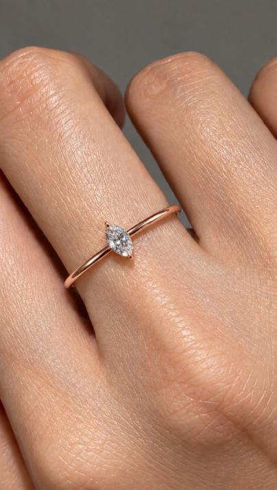 Sa Majesté Band Ring Rose Gold - Redline - 0++
