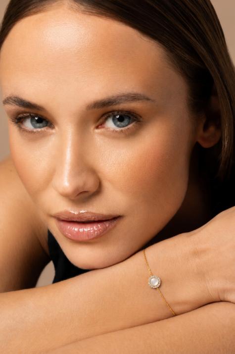 Chain Bracelet For Women with 0.085ct Round Diamond in Yellow Gold Prong Setting - Redline - 0++