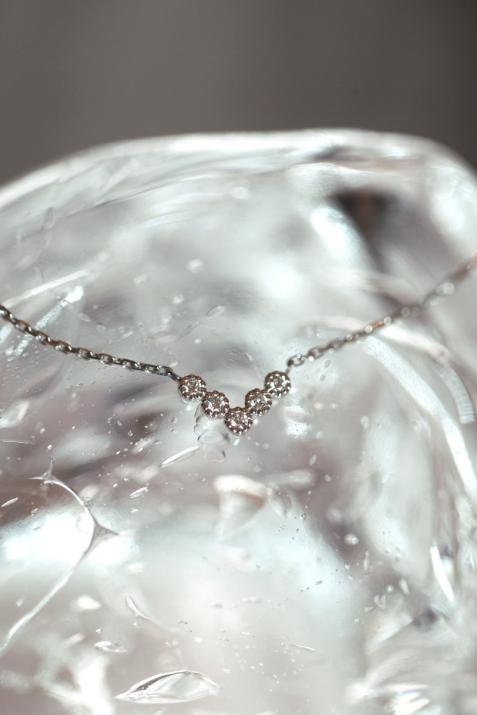 Chain Necklace For Women with 0.07ct Round Diamond in White Gold Prong Setting - Redline