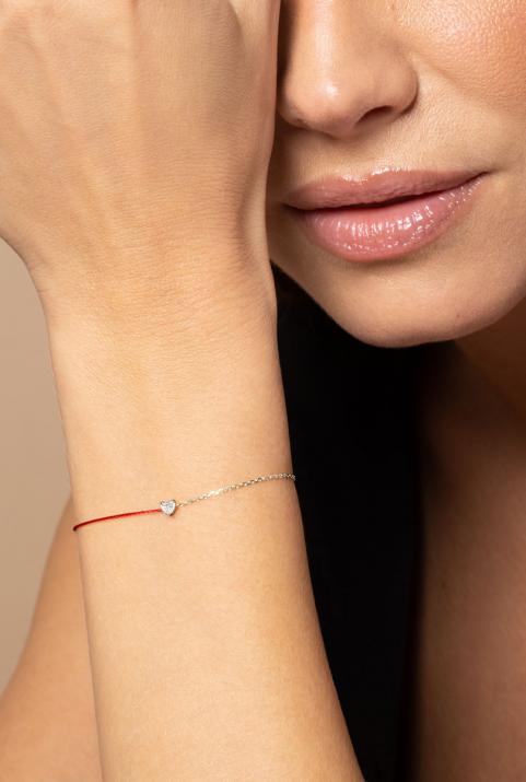 String-Chain Bracelet For Women with 0.10ct Heart ShapedDiamond in White Gold Prong Setting - Redline - 0++