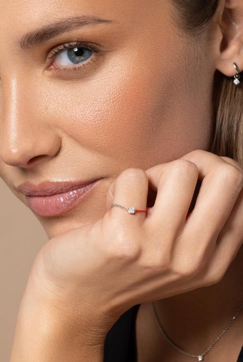 String Ring with 0.10ct Round Diamond in White Gold Bezel Setting - Redline - 0++