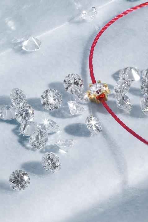 String Bracelet For Women with 0.10ct Round Diamond in Yellow Gold Prong Setting - Redline - 0++