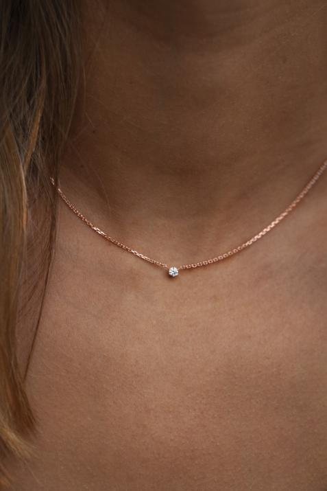 Rose gold chain necklace 0.10-carat diamond crimped on claws - Redline - 0++
