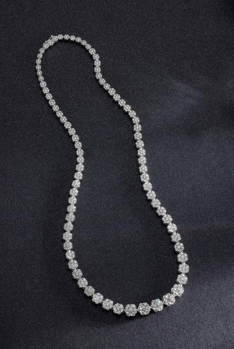 Illusion River Necklace White Gold - Redline - 0++