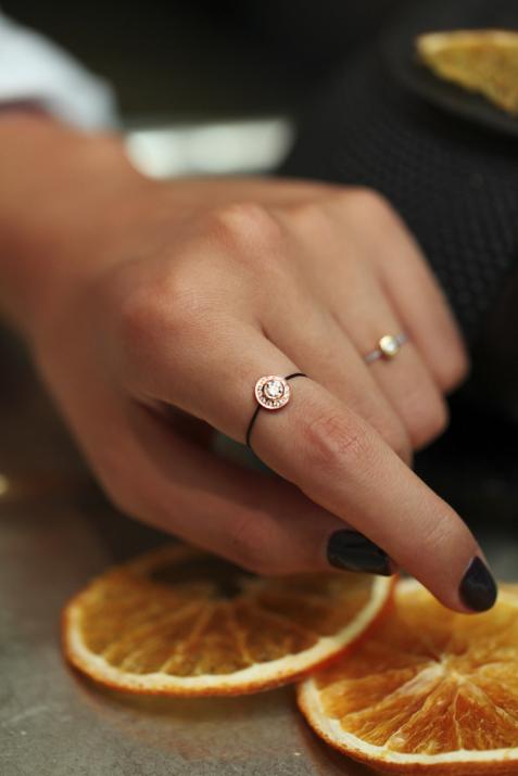 String Ring with 0.26ct Round Diamond in Rose Gold Bezel Setting - Redline - 0++