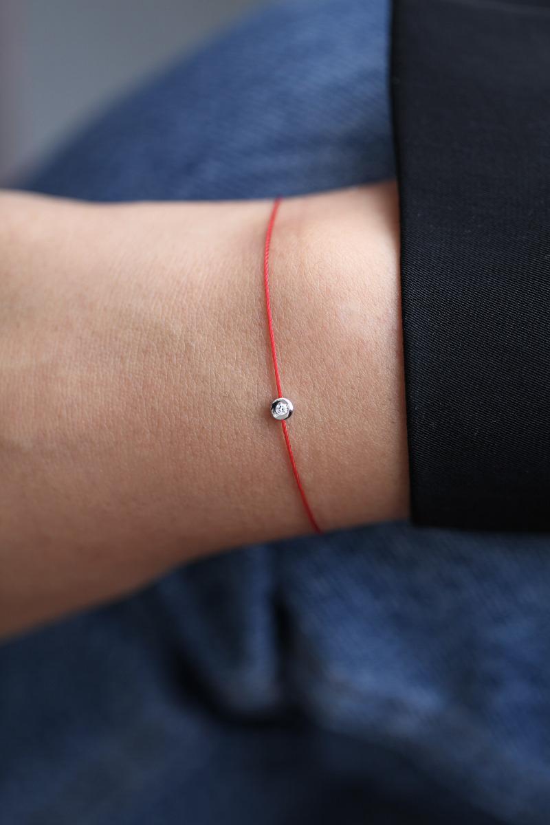 Pure String Diamond Red String White Gold Bracelet