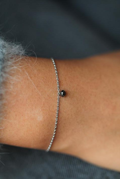 Black Stone White Gold Chain Bracelet - Redline