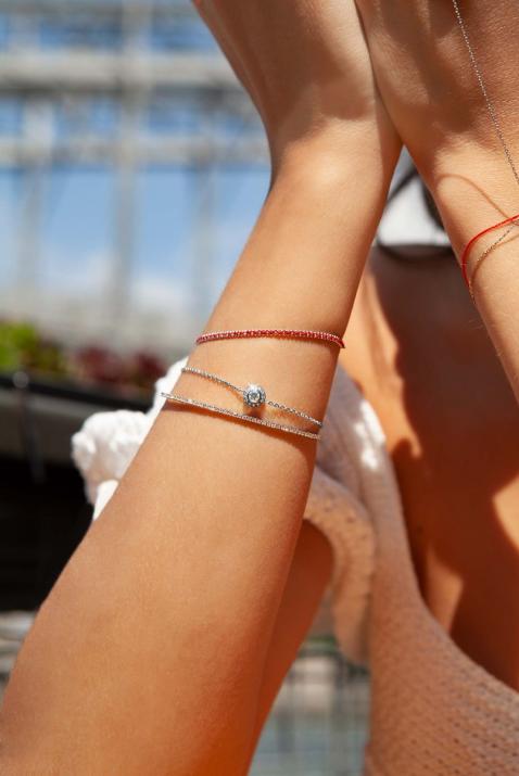 Chain Bracelet For Women with 0.26ct Round Diamond in Black Gold Bezel Setting - Redline - 0++