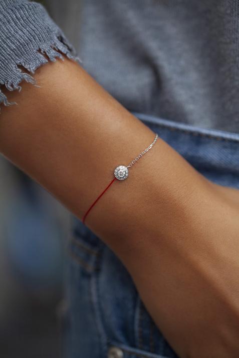 String-Chain Bracelet For Women with 0.26ct Round Diamond in White Gold Bezel Setting - Redline - 0++