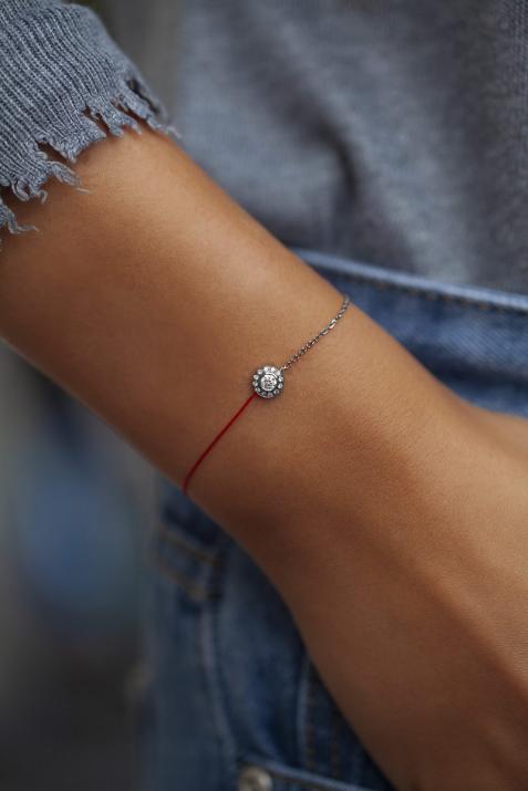 String-Chain Bracelet For Women with 0.26ct Round Diamond in Black Gold Bezel Setting - Redline - 0++