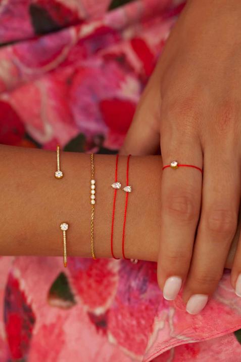 String Bracelet For Women with 0.10ct Pear Diamond in Yellow Gold Prong Setting - Redline - 0++