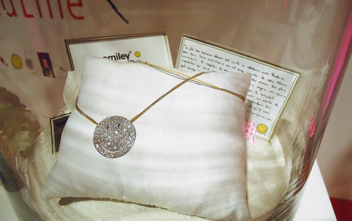 String-Chain Necklace For Women with 1.91ct Round Diamond in White Gold Pavé Setting - Redline - 0++