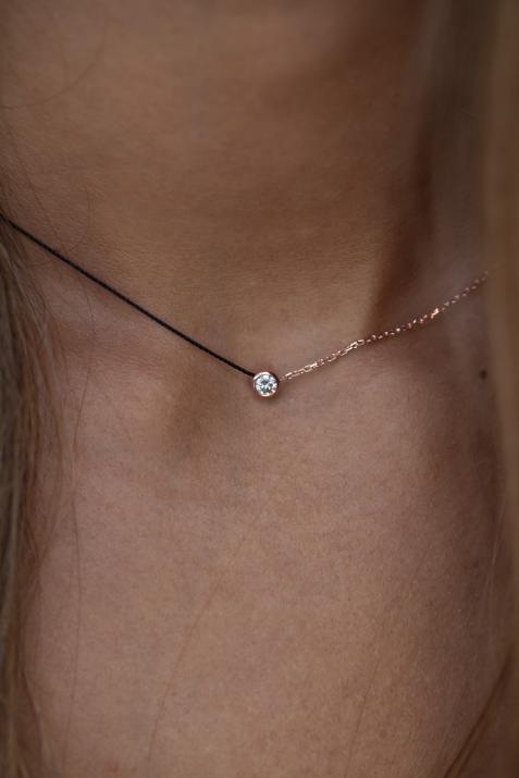 String-Chain Necklace with 0.10ct Round Diamond in Rose Gold Bezel Setting - Redline - 0++