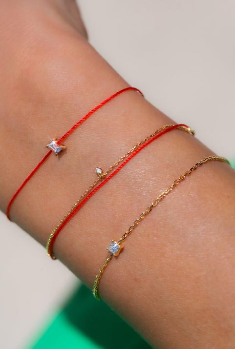 String Bracelet For Women with 0.01ct Round Diamond in Yellow Gold Bezel Setting - Redline - 0++