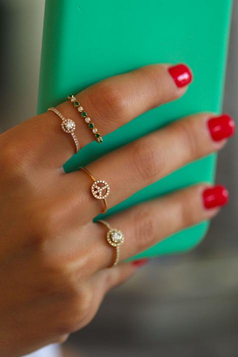 Bangle Ring with 0.12ct Round Diamond in Yellow Gold Pavé Setting - Redline - 0++