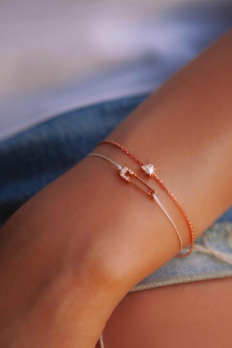 Chain Bracelet For Women with 0.10ct Trillion Diamond in Rose Gold Prong Setting - Redline - 0++