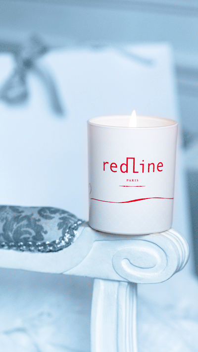 A red bond of love